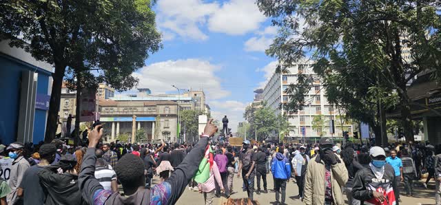 March in the streets